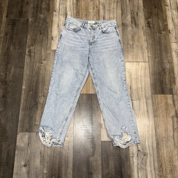 We The Free Jeans Women’s 31 Relaxed Light Wash Distressed - Picture 2 of 7